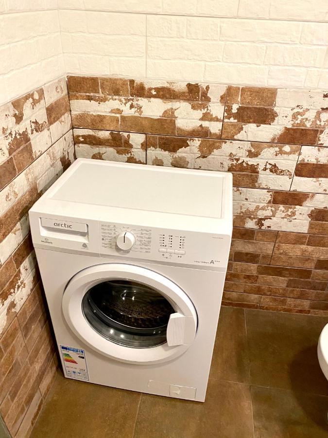 Zen House Apartment Buzau Bagian luar foto