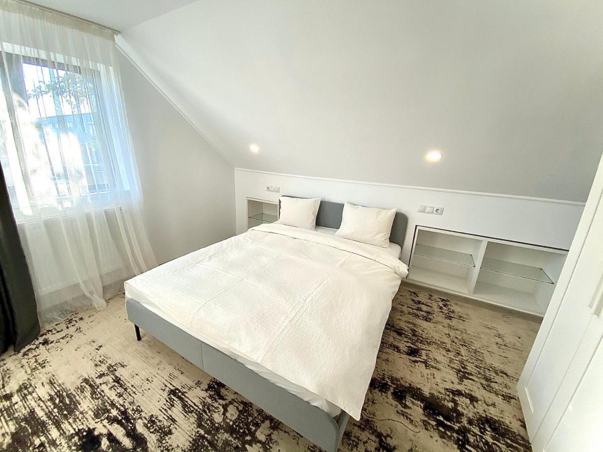 Zen House Apartment Buzau Bagian luar foto