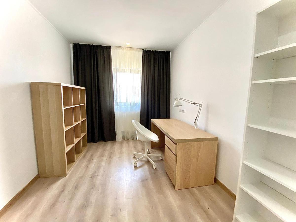 Zen House Apartment Buzau Bagian luar foto