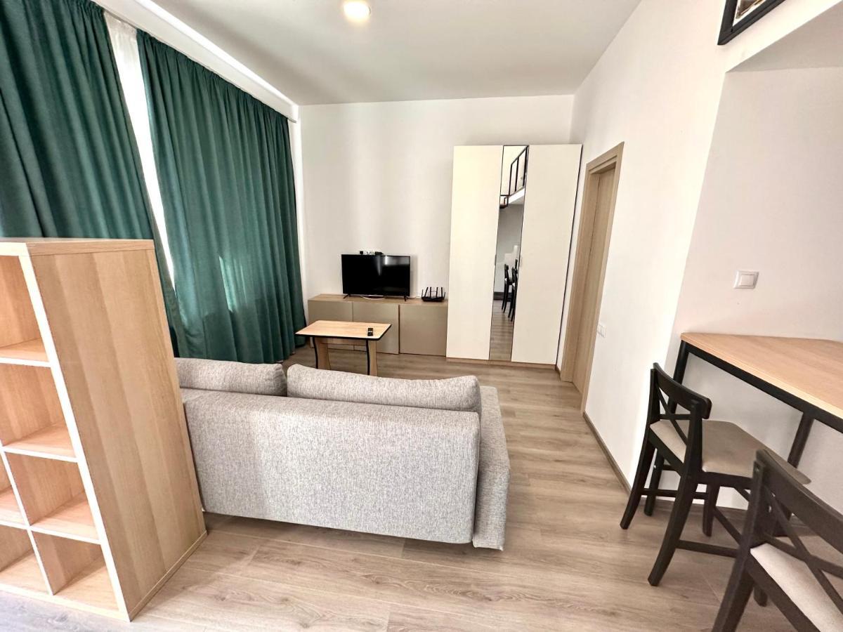 Zen House Apartment Buzau Bagian luar foto